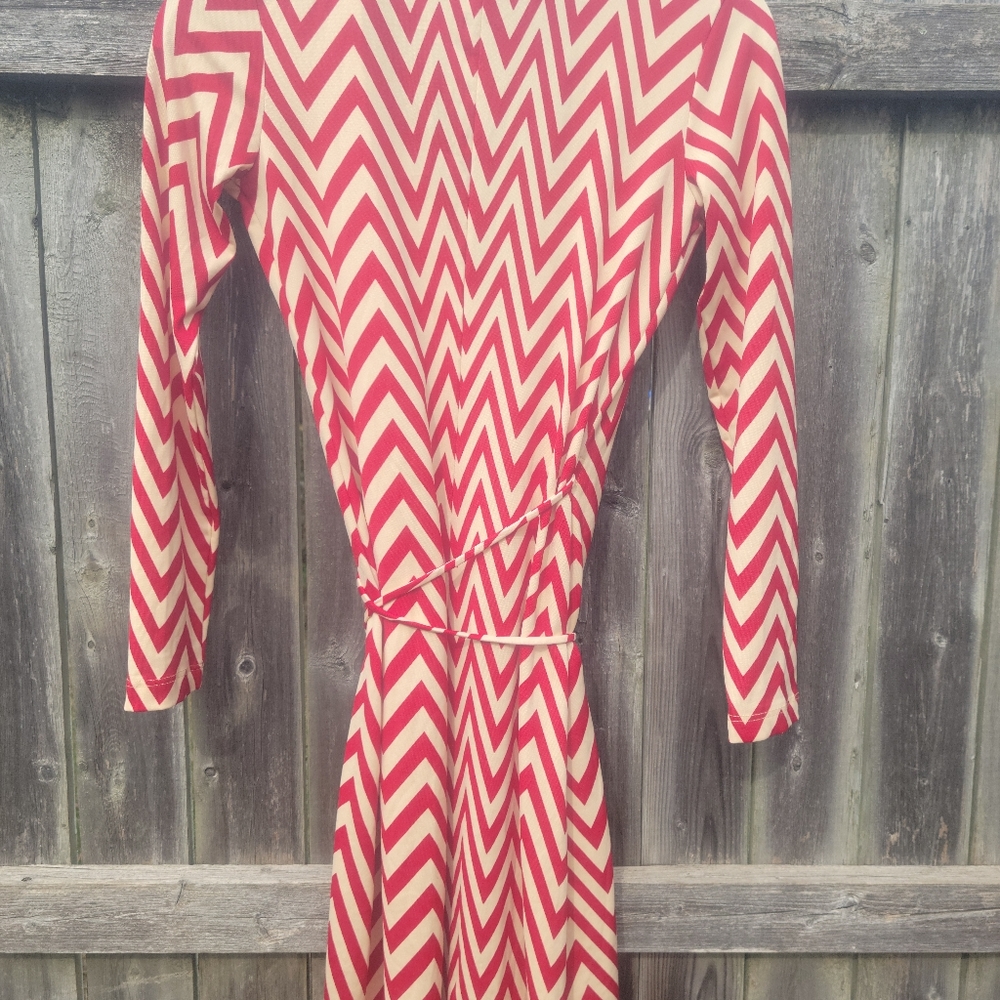 Moa moa wrap dress - Picture 4 of 5